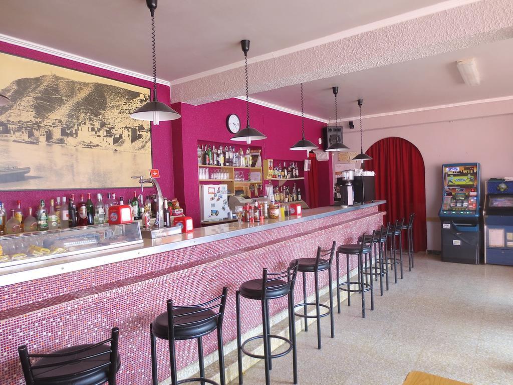 Hostal Roca Fayon Exterior photo